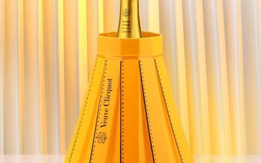 Champagne Origami Packaging Transforms Into An Ice Bucket
