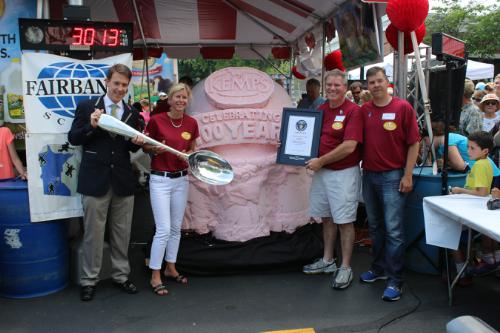 Kemps Dairy Sets Guinness World Record With “World’s Largest Ice Cream Scoop”