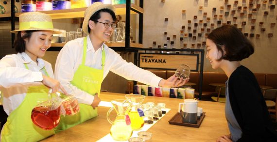 Starbucks Unveils New Tea Experience in Asia with Teavana