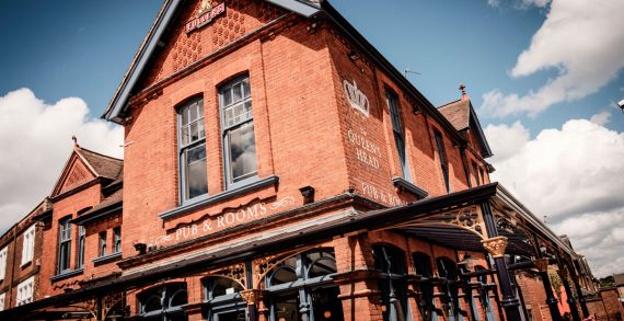 Kingston’s The Queen’s Head Launches New Menu