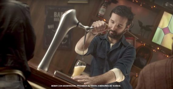 Saatchi & Saatchi Argentina Builds a Leaning Bar for Perfect Pint Pulling for Andes Beer