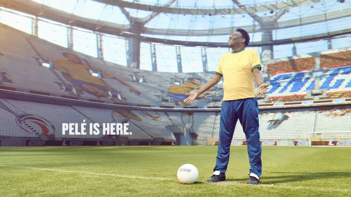 Piranha Bar and Irish International Bring Stadium to Life for Football Legend Pelé and Snickers