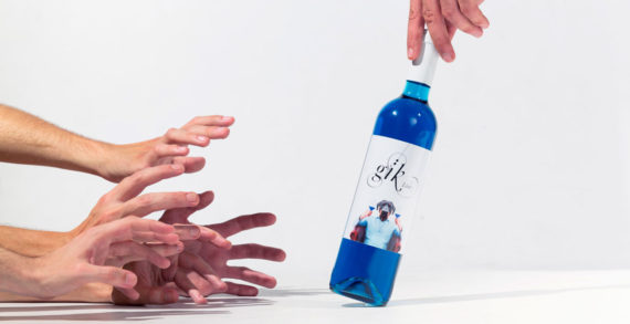 World’s First Blue Wine ‘Gik’ Launches in Singapore