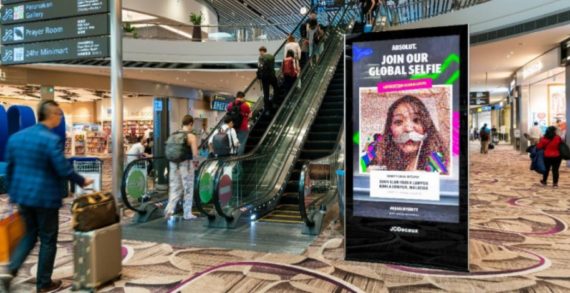 Absolut Launches Global Interactive Selfie Campaign in Airports With the Help of JCDecaux