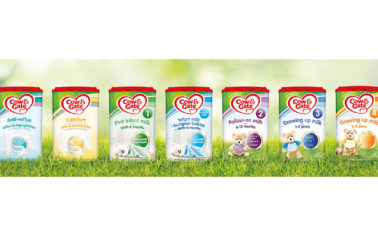 Cow & Gate Makes Strategic Design Move with its New EaZypack Milk Packaging