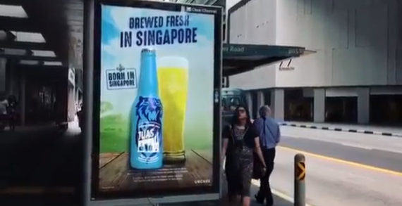 Tiger Beer Creates 3D Installations to Showcase ‘District’ Bottles on the Streets of Singapore