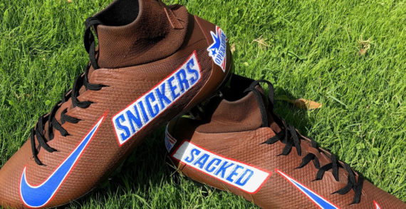 Dallas Cowboys Star Defensive End DeMarcus “Tank” Lawrence Teams with SNICKERS to “Sack” for the Troops