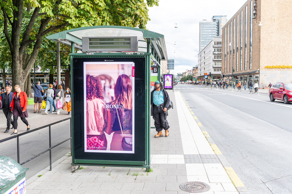 Peroni – Stockholm – Digital Street Furniture@0.25x