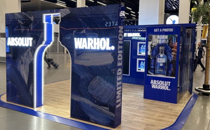 Impero creates art gallery-inspired travel retail experience to celebrate the launch of Absolut Warhol – their first campaign since being appointed by Absolut