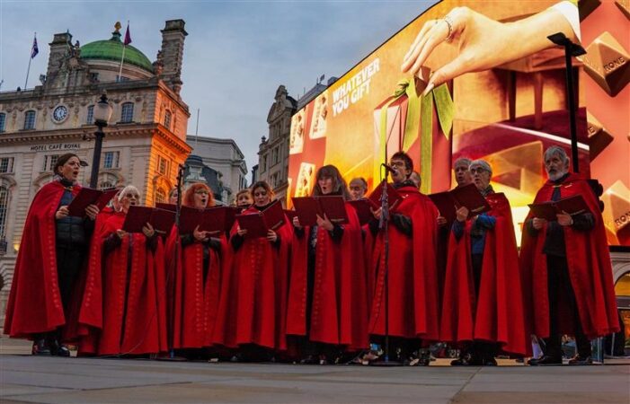 Toblerone turns gifting doubts into festive delight with interactive carols